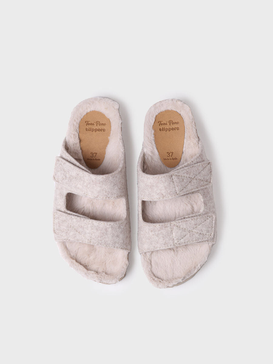 Pantufla para mujer abierta en color crudo | LIZY
