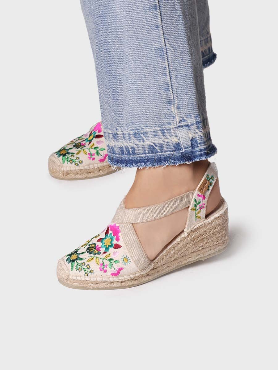 Alpargata de yute con bordados multicolor - MONTJOI