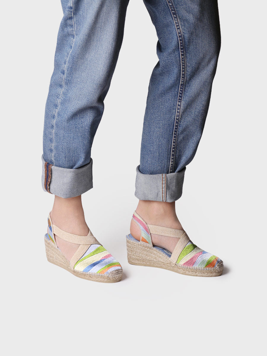 Alpargata de yute con bordados multicolor - MONTJOI