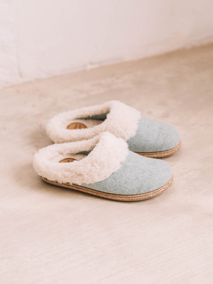 Pantufla para mujer en fieltro y borrego | DELI-BF