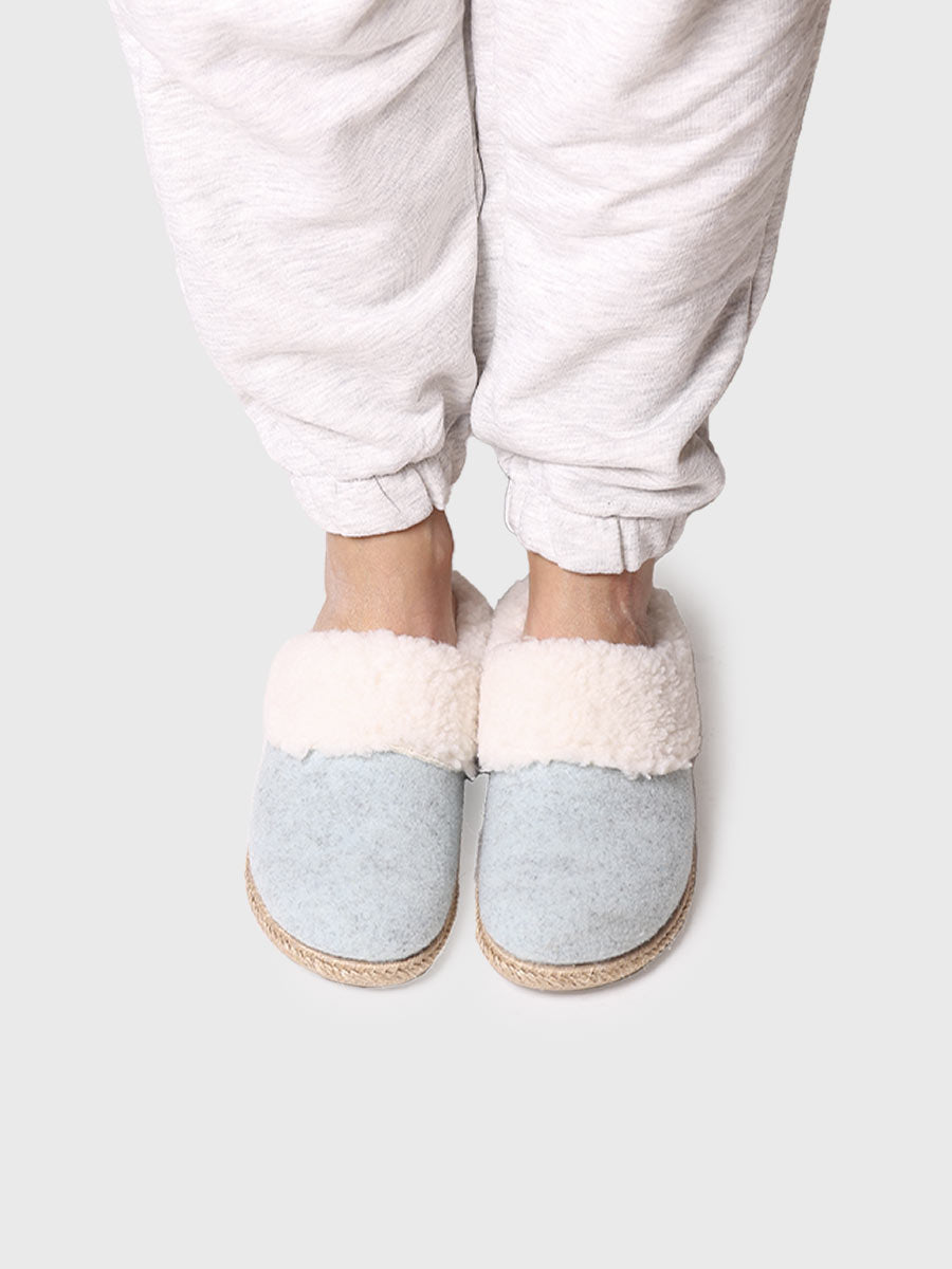 Pantufla para mujer en fieltro y borrego | DELI-BF