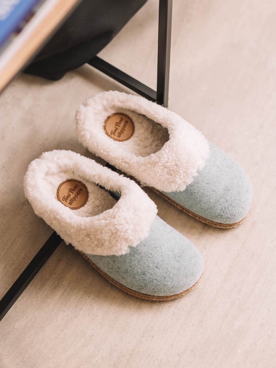 Pantufla para mujer en fieltro y borrego | DELI-BF