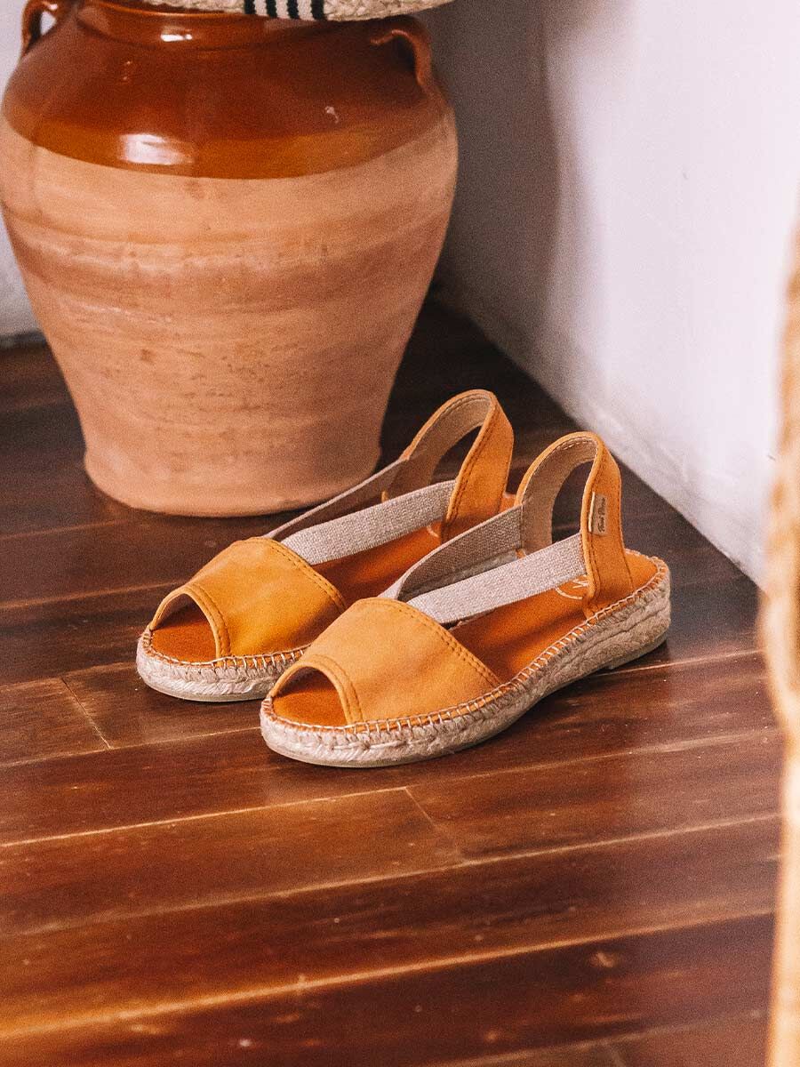 Alpargata plana de ante para mujer | ELLA
