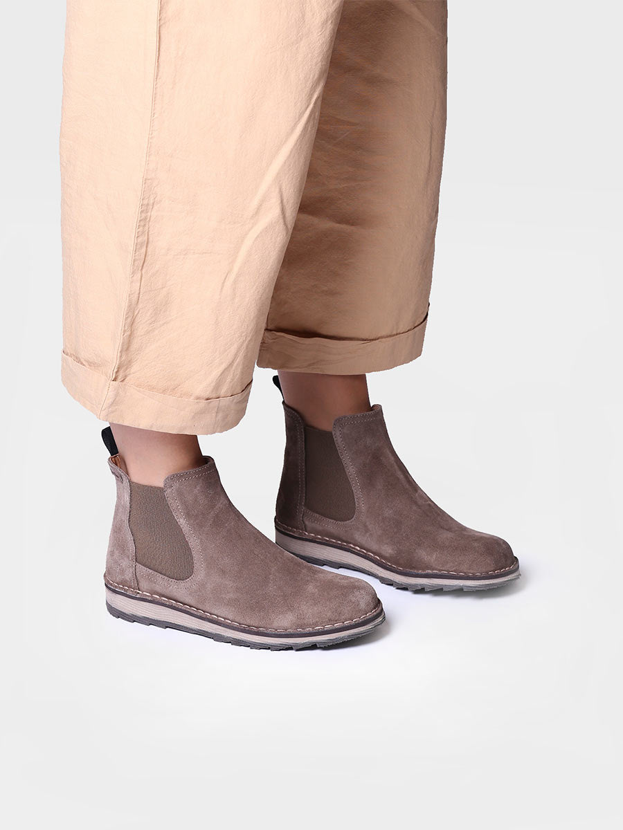 Botín para mujer caña alta en gamuza | ISONA