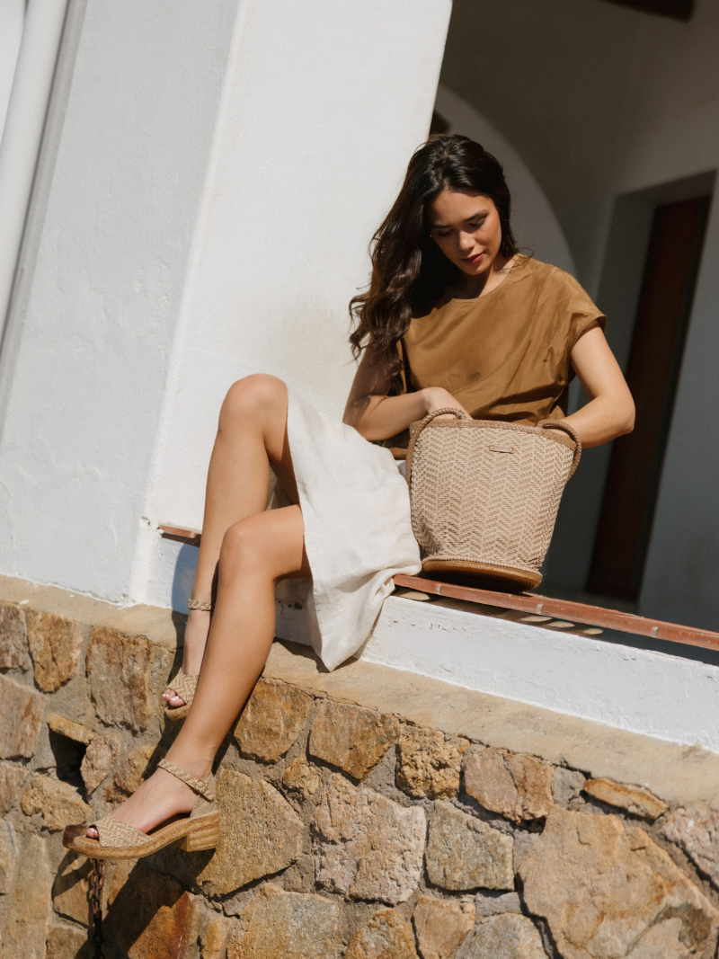 Bolso en piel trenzada para mujer | BEGUR