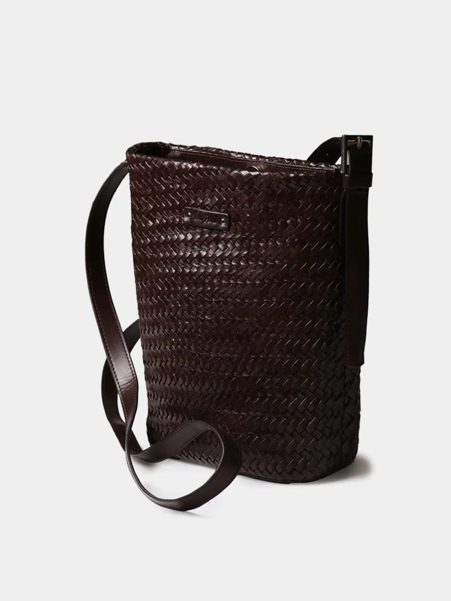 Bolso bombonera en cuero trenzado con tira ajustable | SALLY