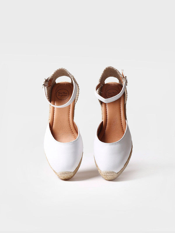 Alpargata de cuero cerrada COSTA-5