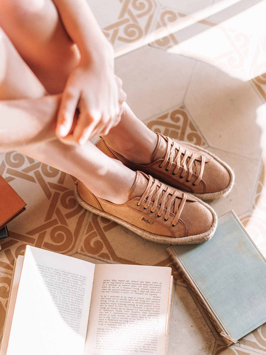 Alpargata con cordones - JORDINA