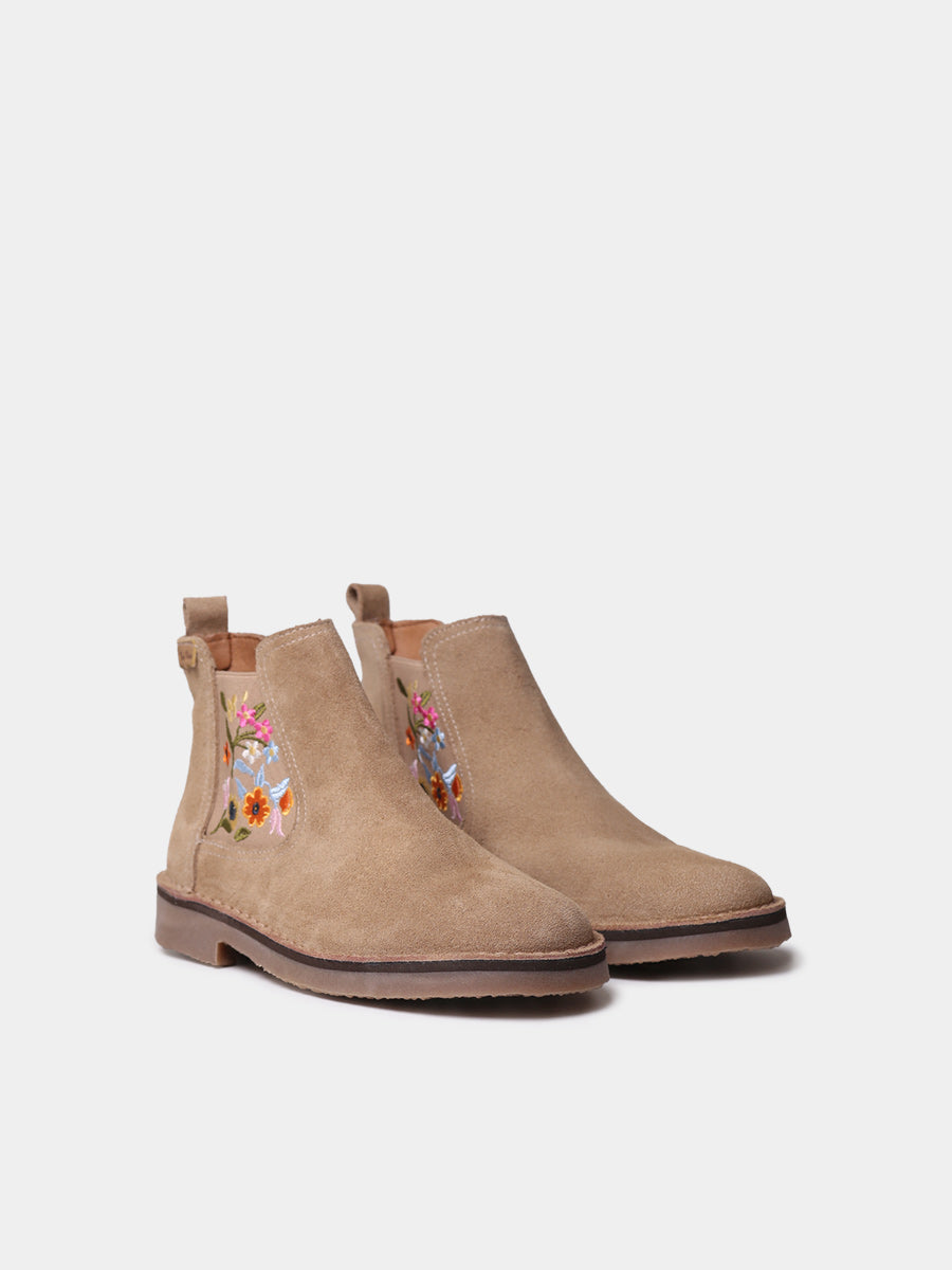 Botín en serraje con bordados florales para mujer | BISBAL